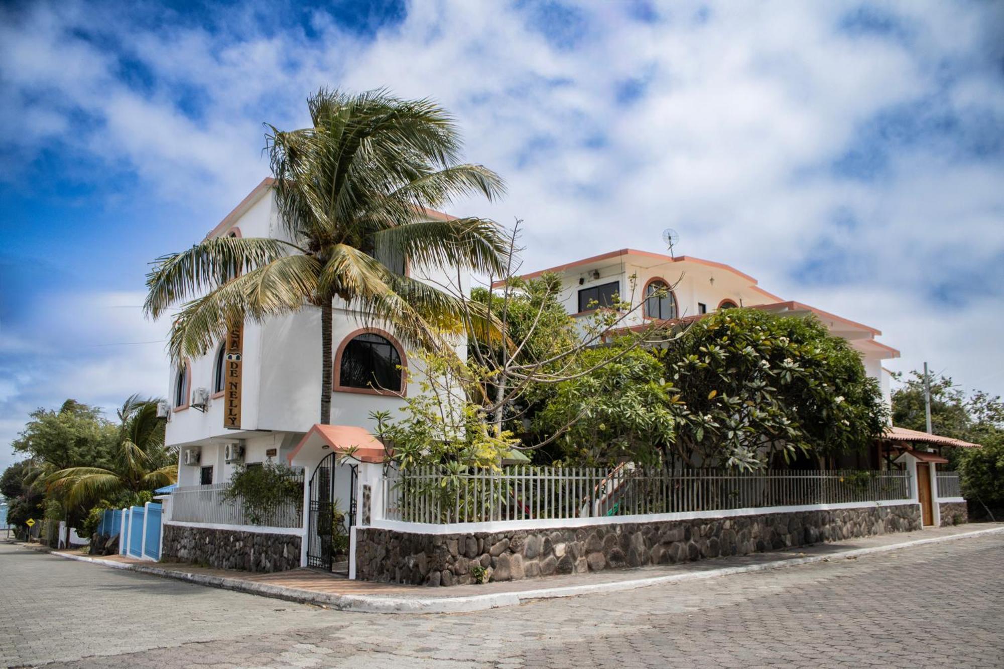 Casa De Nelly Hotel Puerto Baquerizo Moreno Exterior foto
